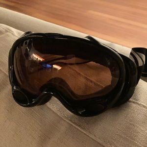 Oakley men goggle